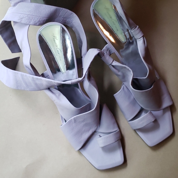 🆕️NWT KENNETH COLE Twist Again CA - Picture 2 of 7